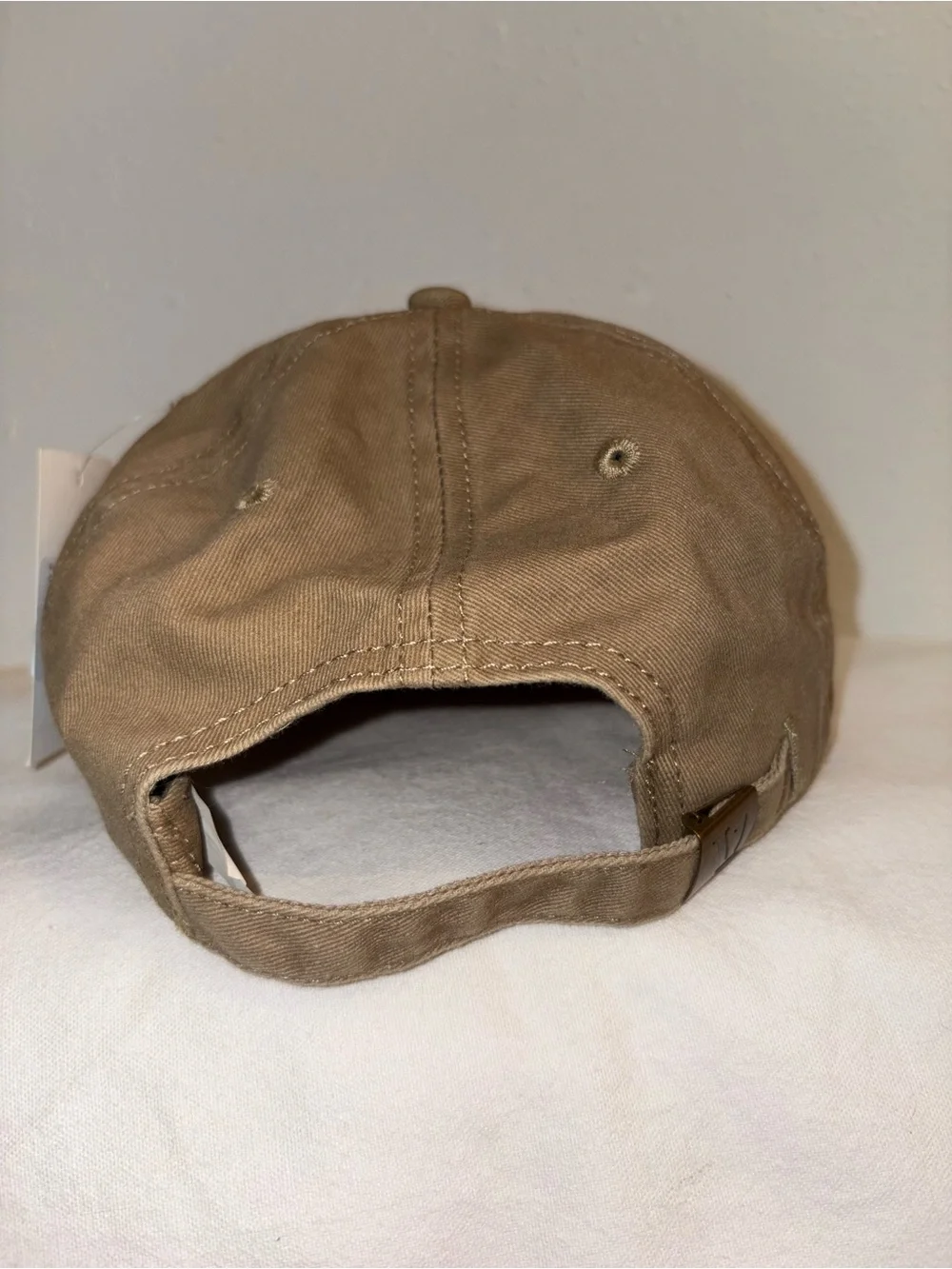 Vuori Women's Tan Brown Logo Baseball Cap